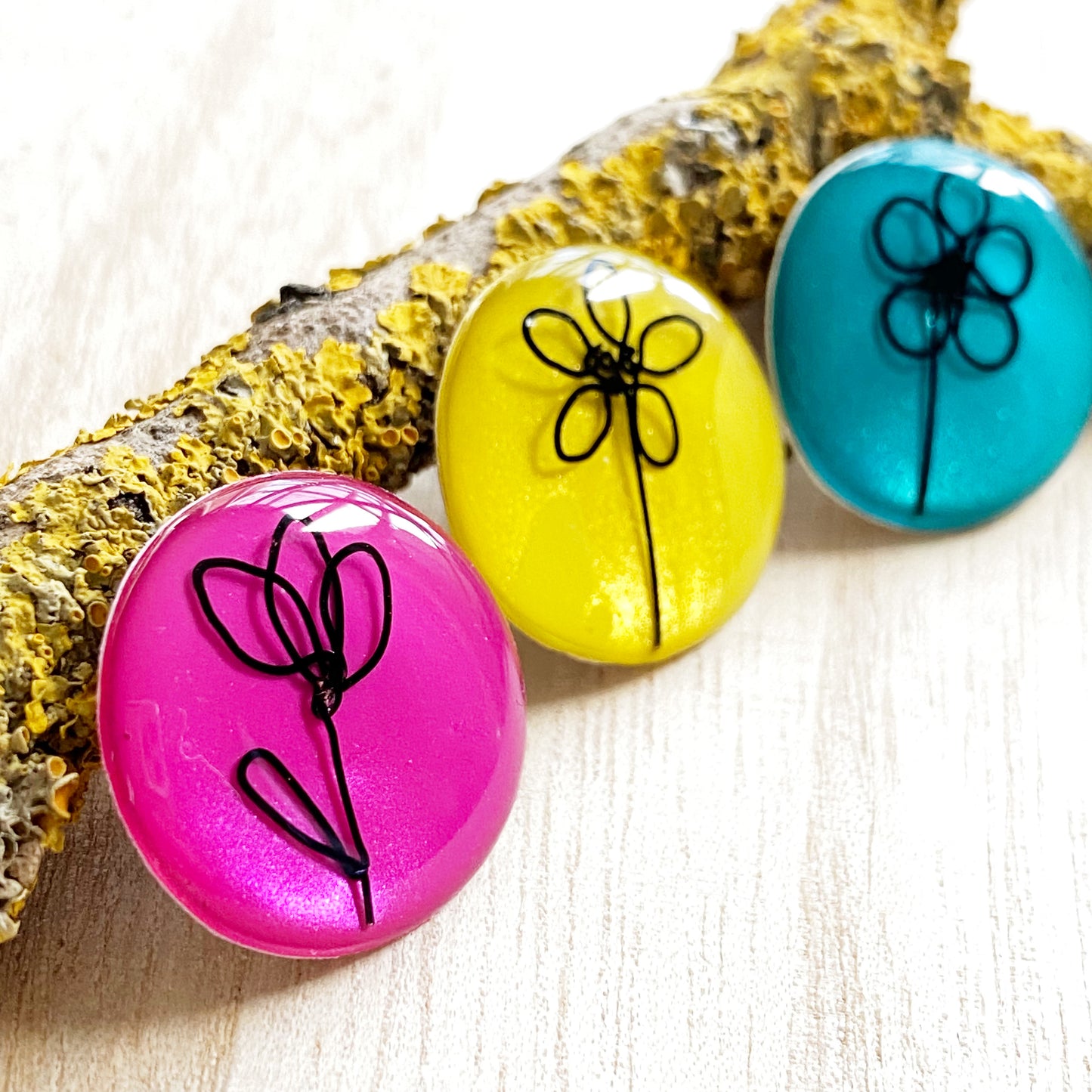 Floral Wire Art Earrings | Pink
